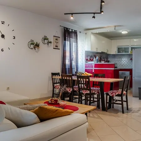 Olea By Interhome Апартаменты *