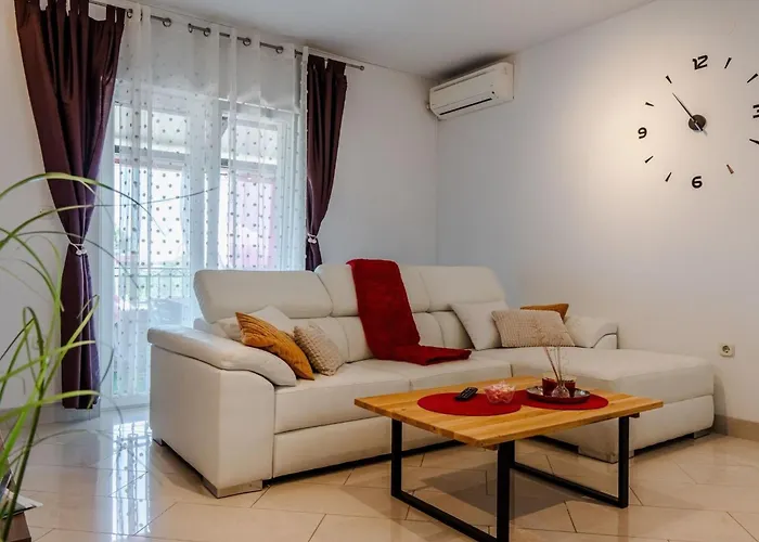 Apartment Olea By Interhome Vir